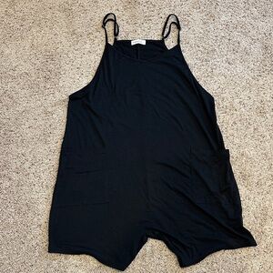Fantaslook Romper, Loose Spaghetti Strap Overall Shorts w Pockets, Black, Size L